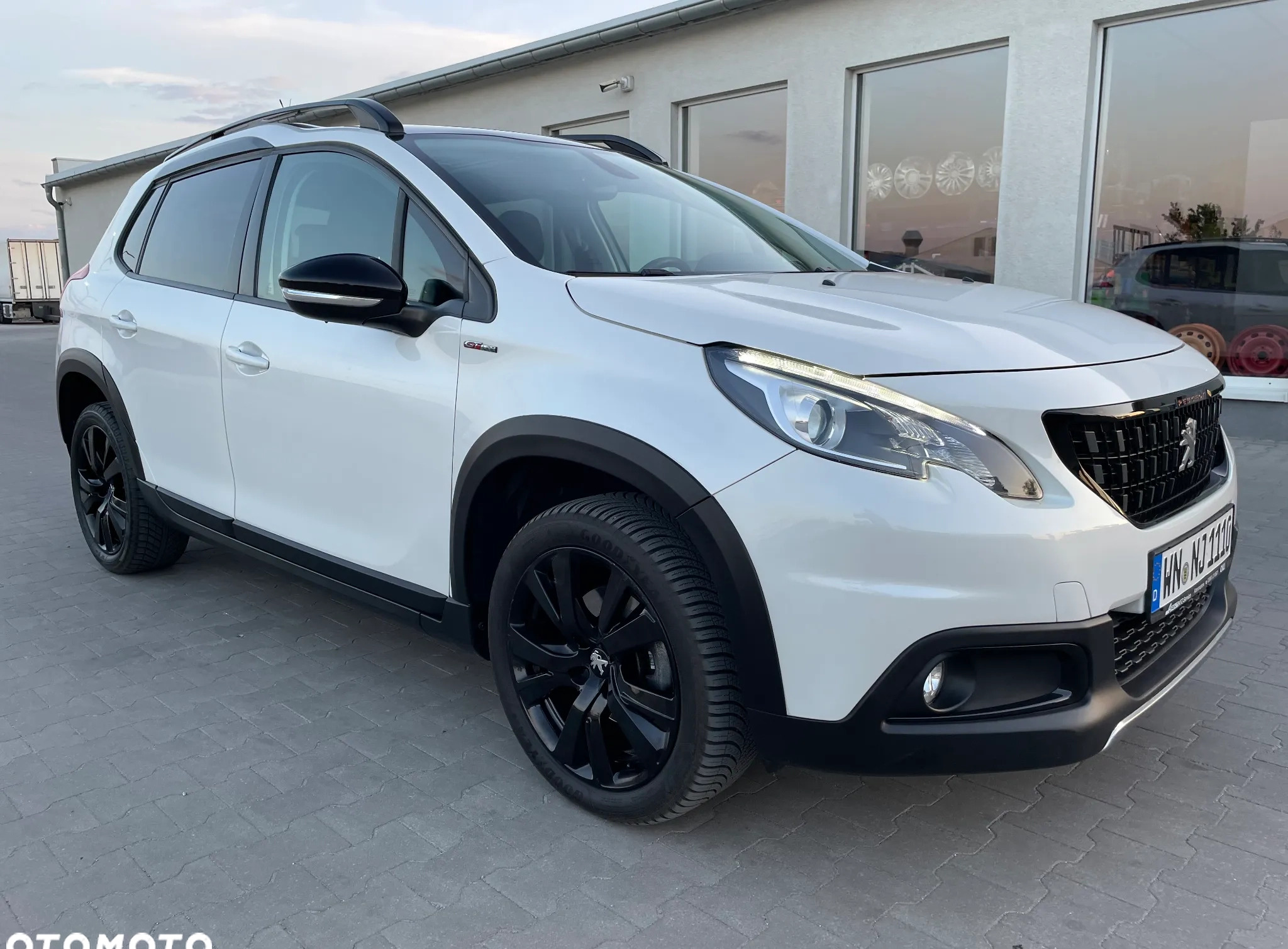 Peugeot 2008 cena 53900 przebieg: 40000, rok produkcji 2019 z Gostyń małe 326